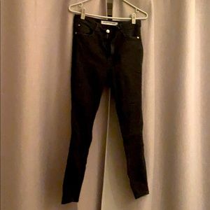 Black skinny ankle length jeans